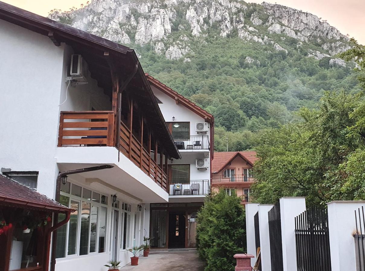 شقة Casa Mimi Băile Herculane المظهر الخارجي الصورة